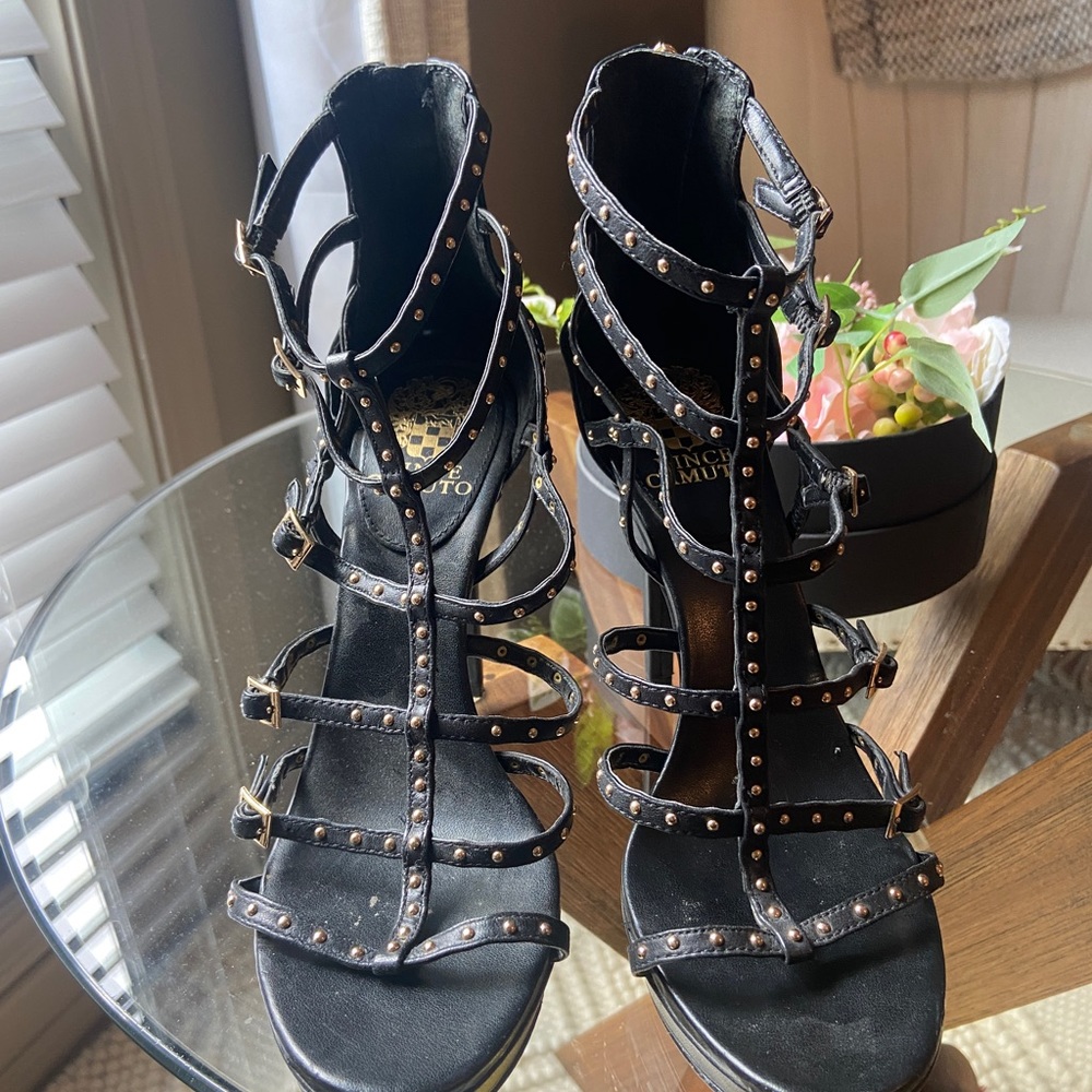 COPY - Vince Camuto gladiator heeled sandals . Size 7 - Picture 8 of 8